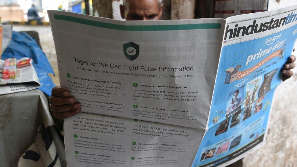 INDIA-INTERNET-FACEBOOK-WHATSAPP