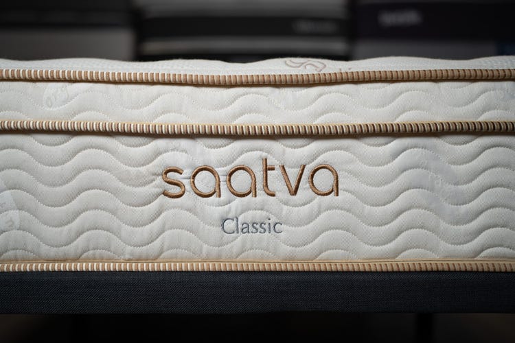 saatva-classic-mattress-2024-logo-dl-jg-6.jpg
