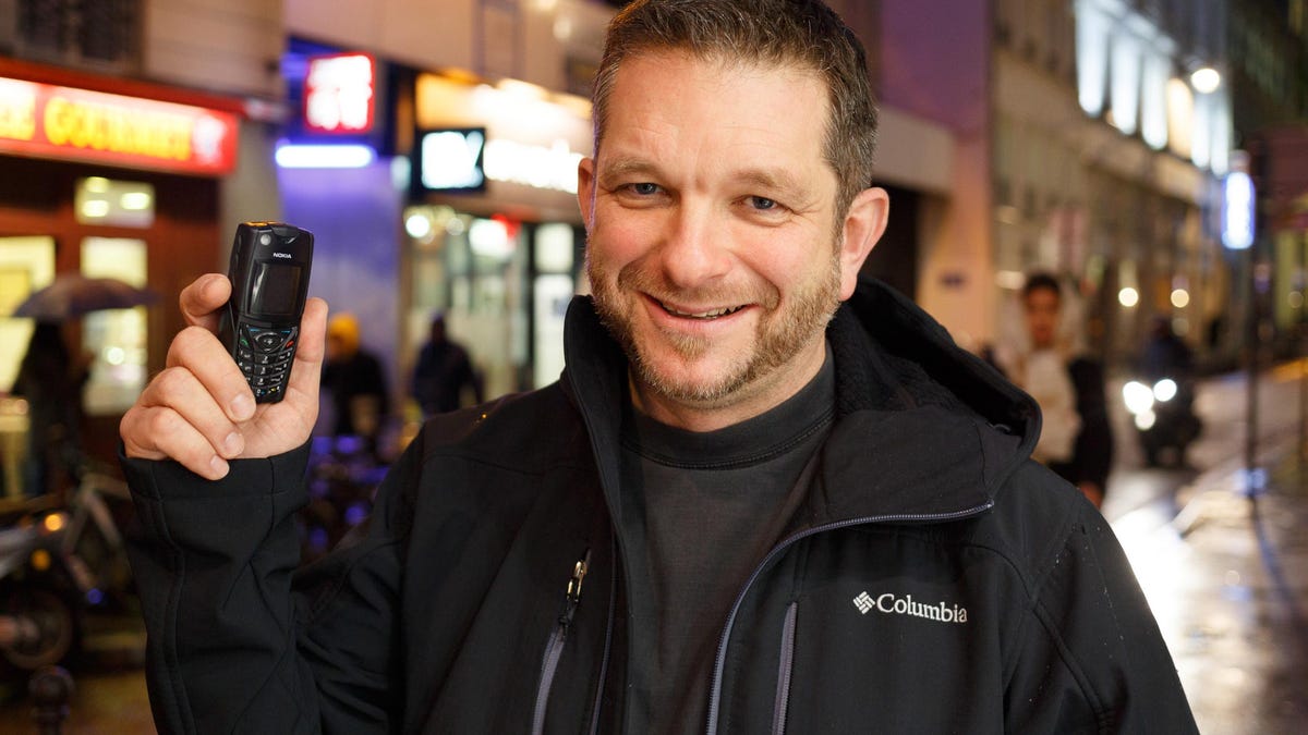 Attorney David Taylor took refuge with an old-school phone when he'd had enough of his smartphone's incessant alerts.