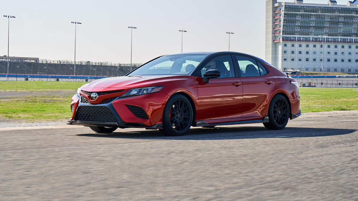 2020 Toyota Camry Avalon TRD