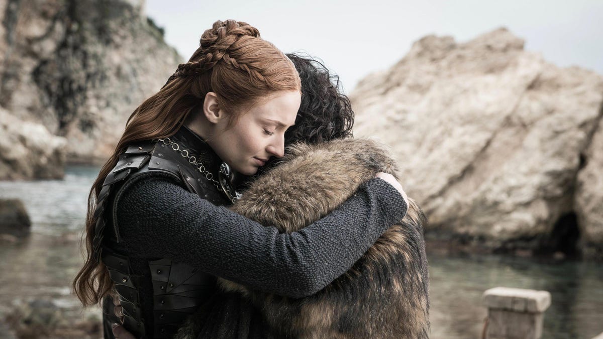game-of-thrones-season-8-episode-6-sansa-hugs-jon-1