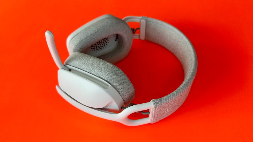 Image of Logitech Zone Vibe 100