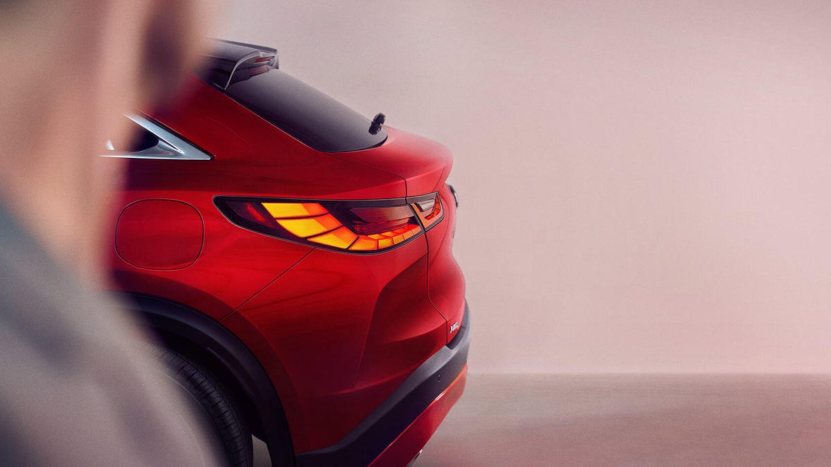 2022 Infiniti QX55 teaser