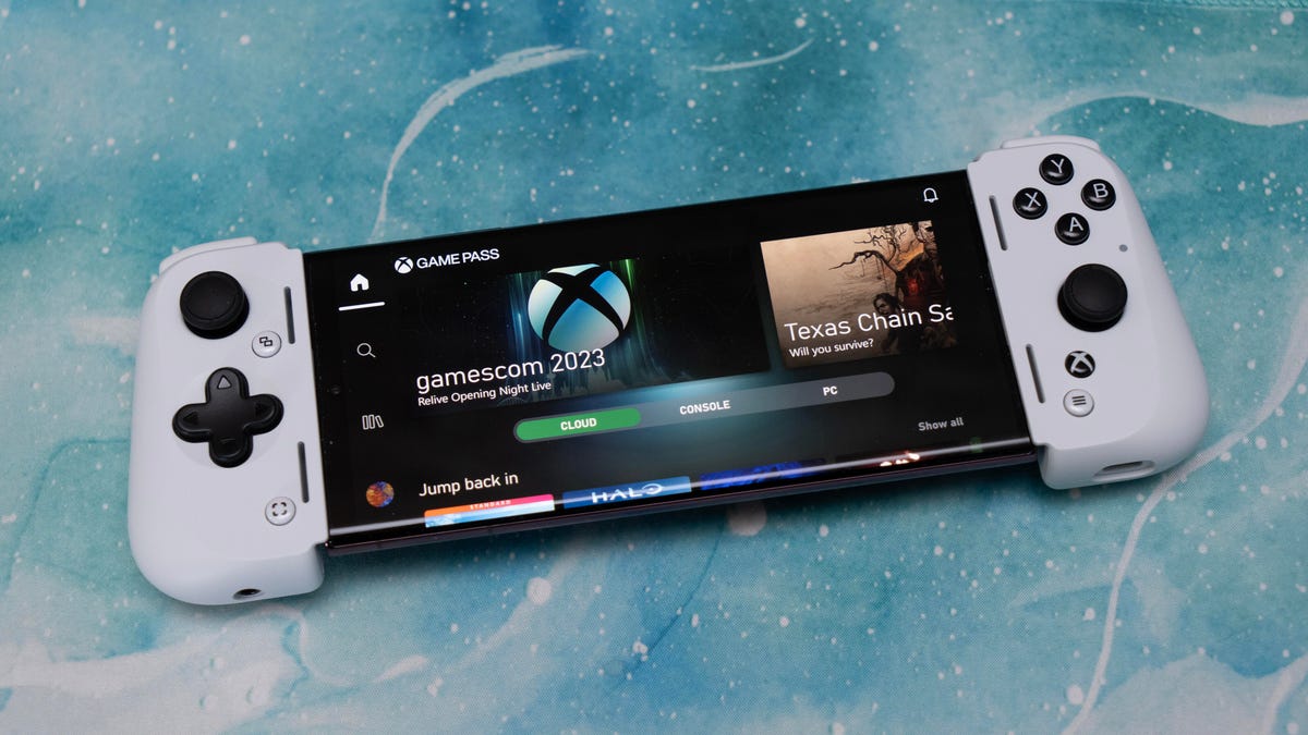 razer-kishi-v2-pro-controller-4526-xbox-game-pass-galaxy-s22-ultra