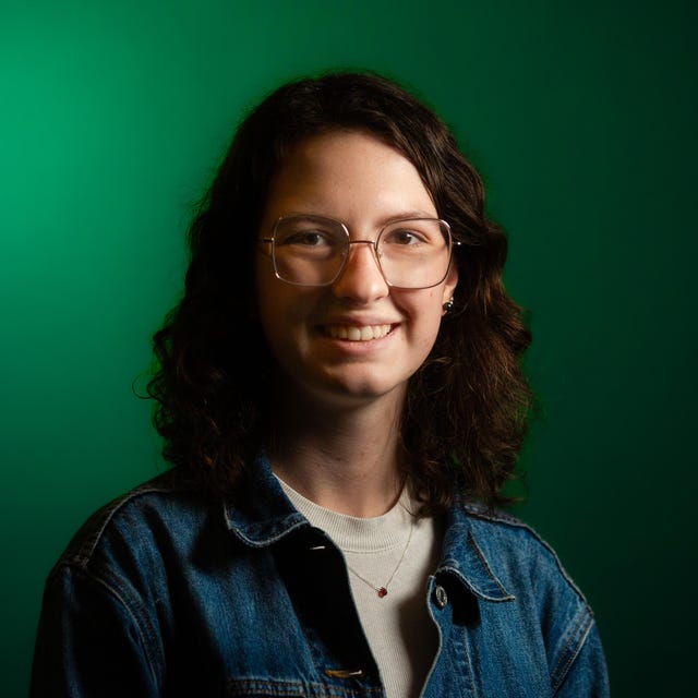 Headshot of Mary-Elisabeth Combs
