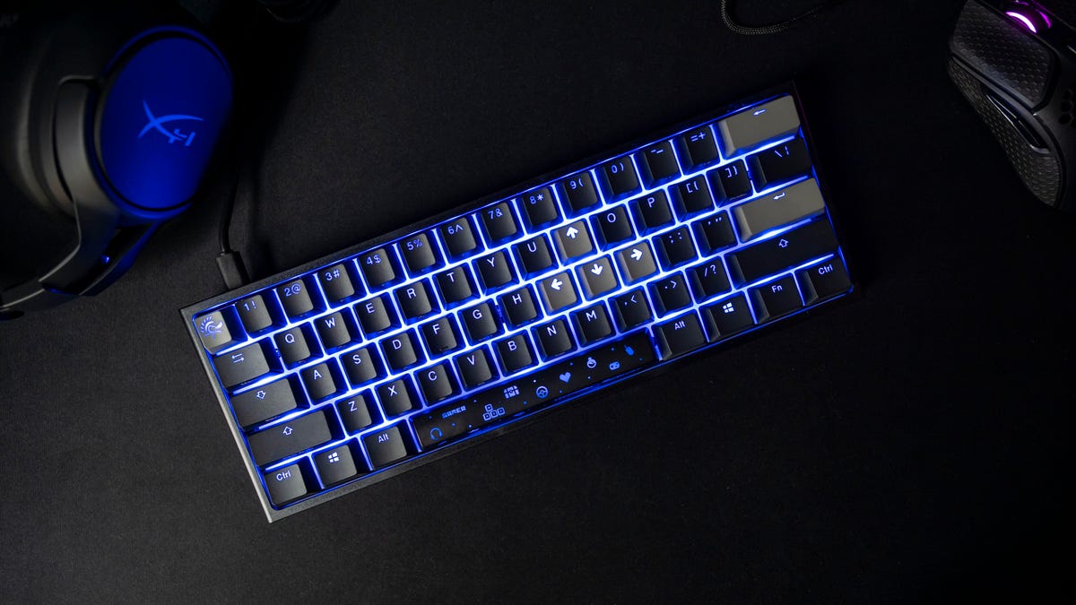 ducky-one-2-hyperx-keyboard-8