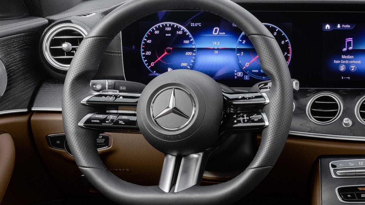 e-class-wheel-promo