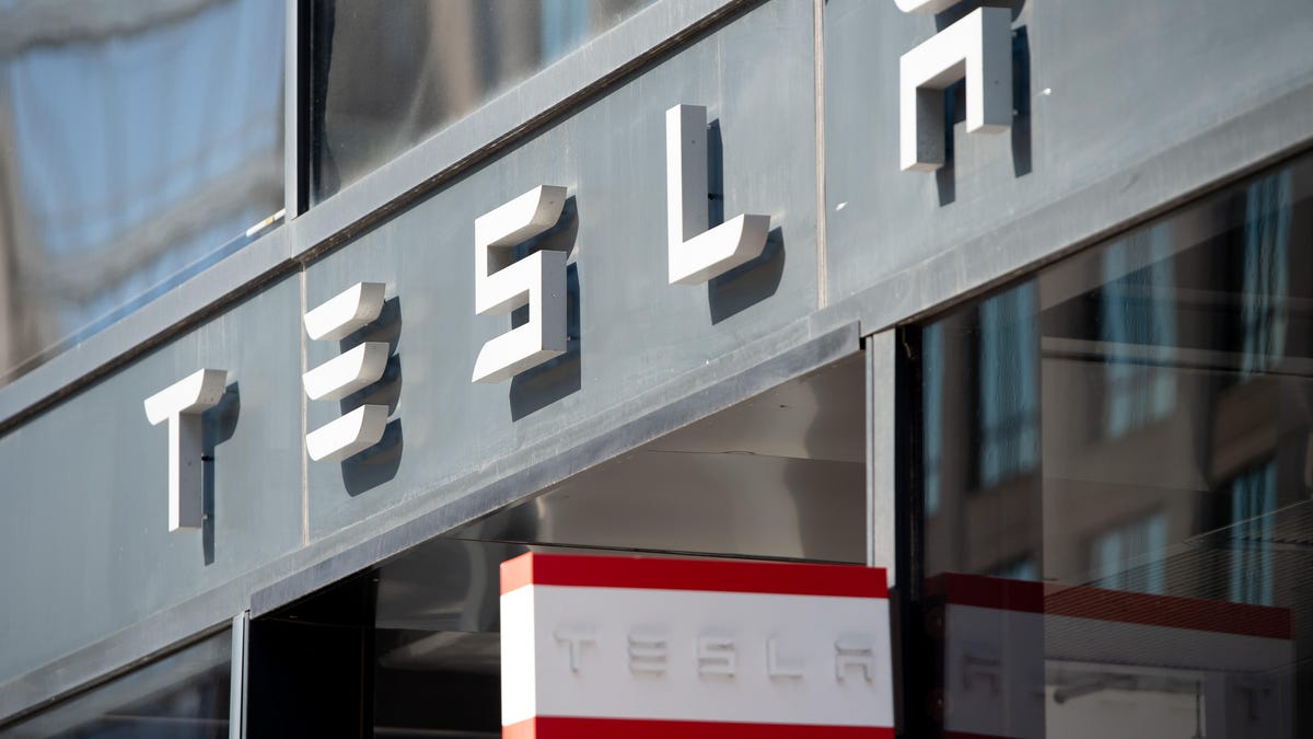 tesla-sign-getty.jpg