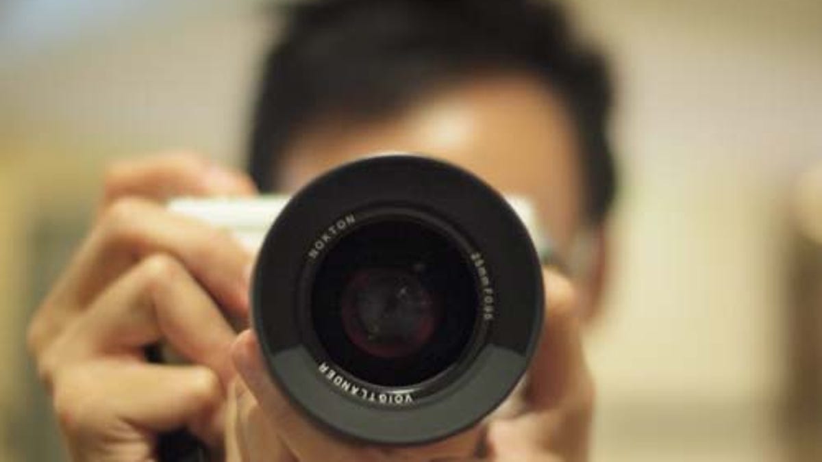 Cosina Voigtlander Nokton 25mm F0.95 lens