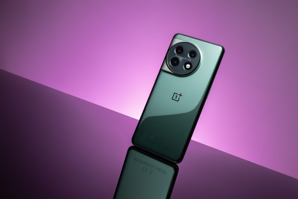 Image showing a OnePlus phone