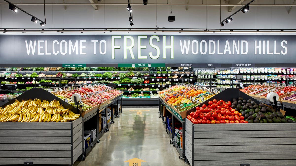 amazon-fresh-woodland-hills