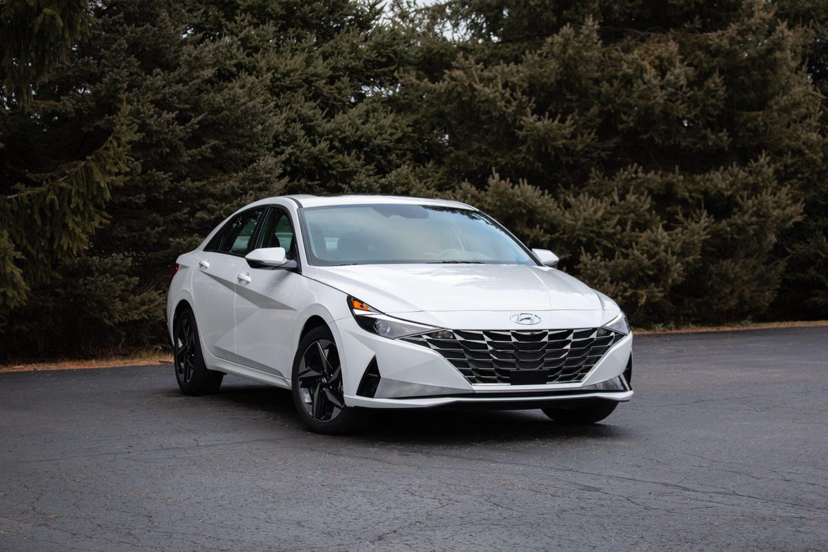 2021-hyundai-elantra-sel-3