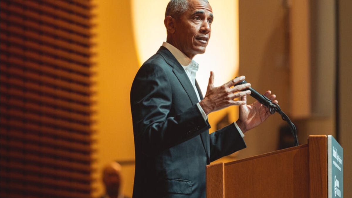 Former President Obama speaks at Stanford