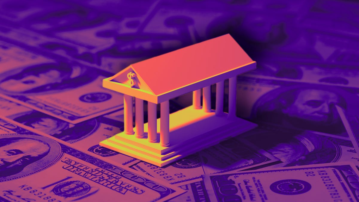 Model of a bank on money