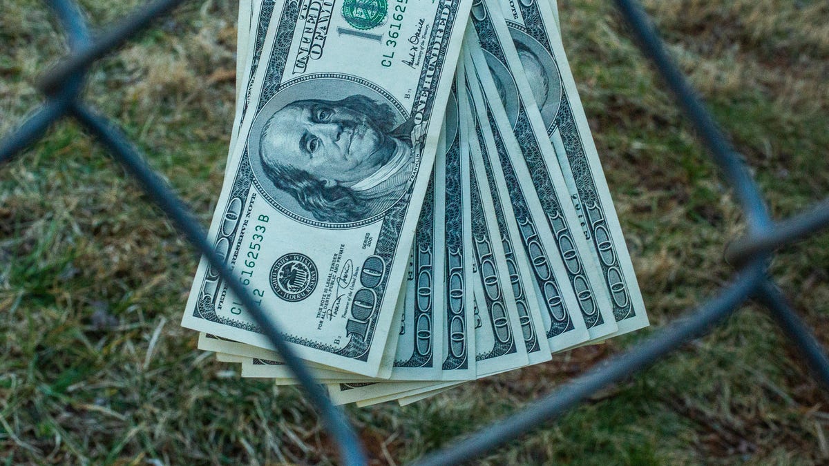 poor-small-change-pennies-on-the-dollar-money-cash-stimulus-payments-personal-finance-005