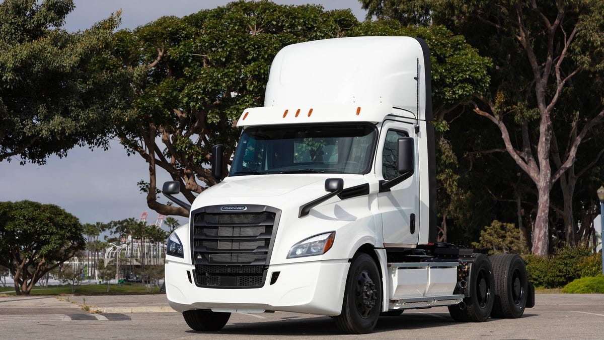 Freightliner eCascadia