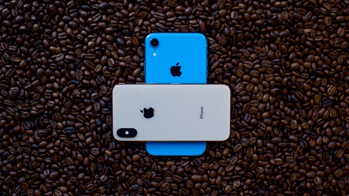 iphone-xs-iphone-xr-coffee-4