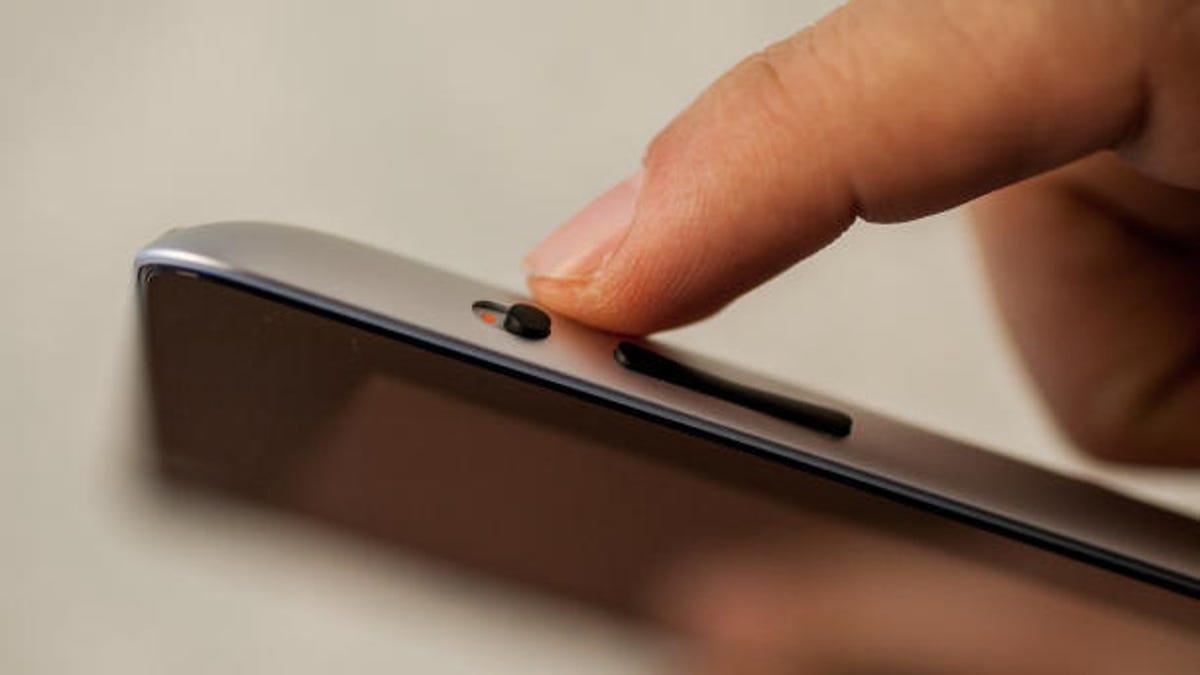 The side of the current iPad.