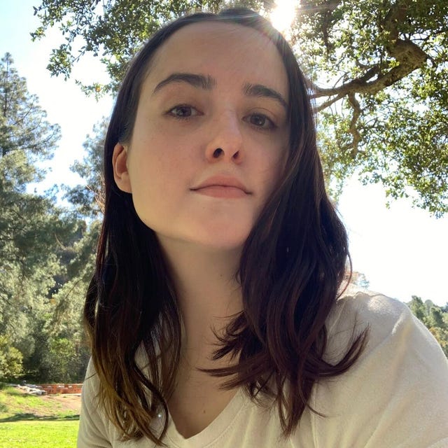 Headshot of Anna Gragert