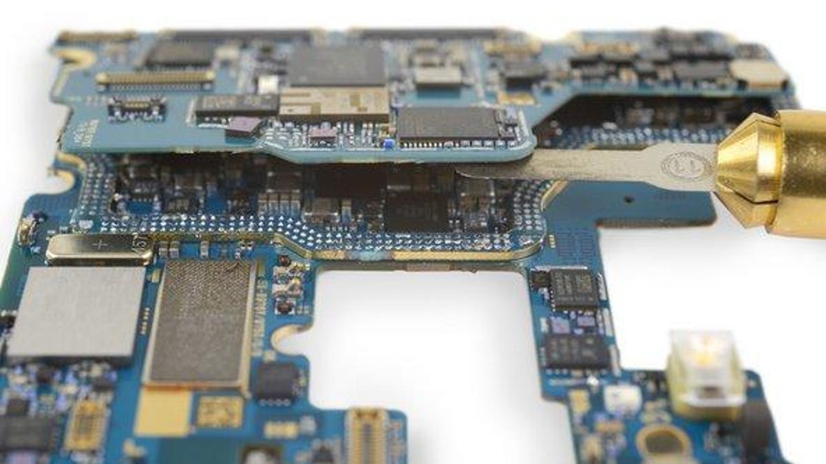 Galaxy Note 10 iFixit motherboard