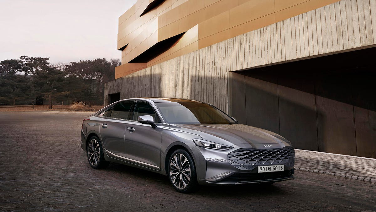 kia-k8-sedan-1