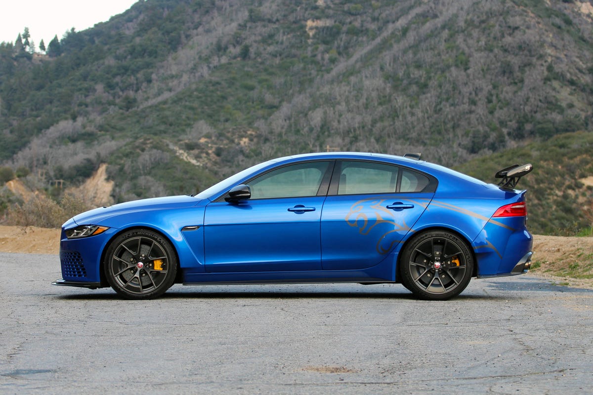 2019 Jaguar XE SV Project 8