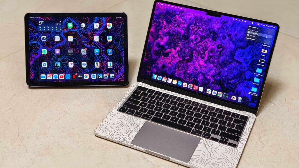 iPad Air 4 and MacBook Air 4 side by side.