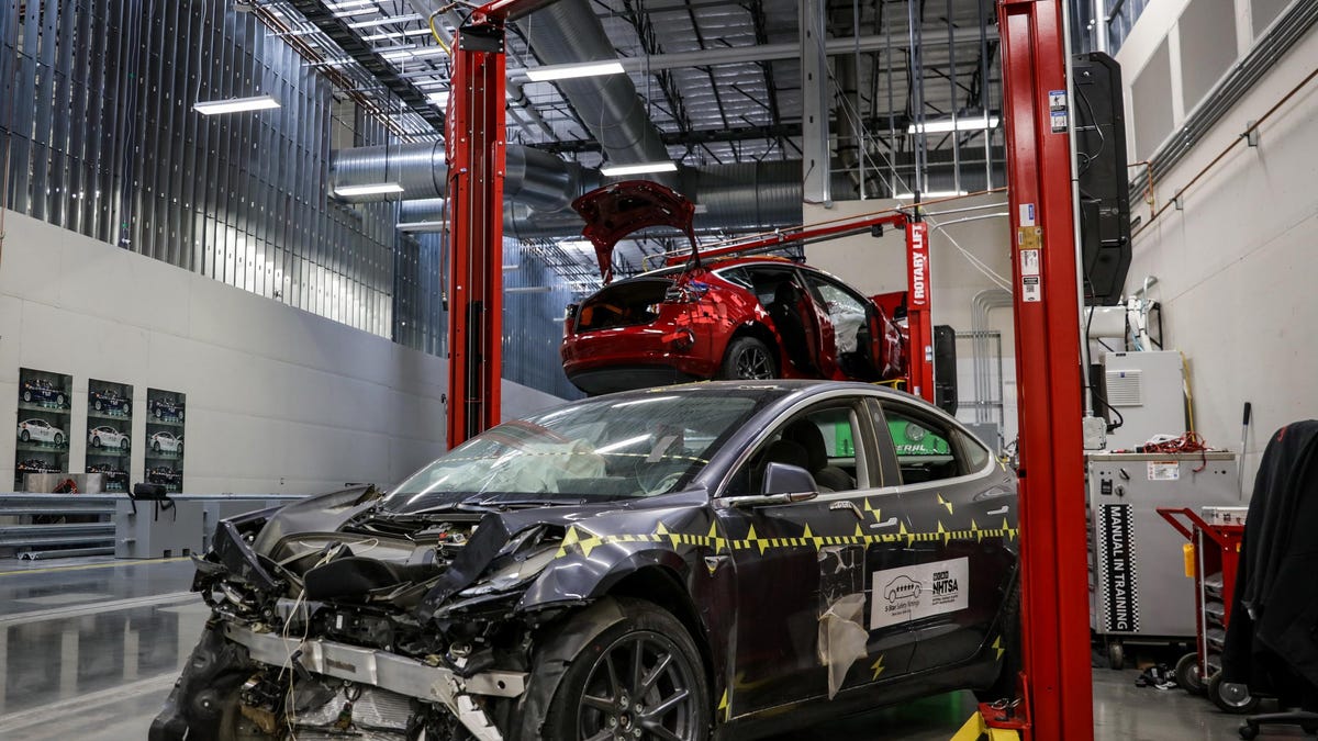 Tesla Model 3 crash test