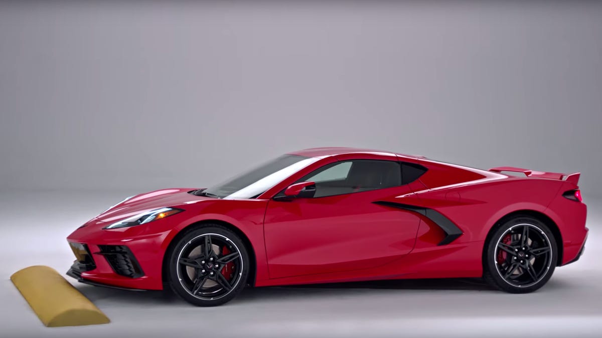 2020 Chevrolet Corvette front lift feature