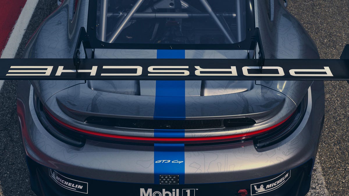 Porsche 911 GT3 cup racer with synthetic gasoline