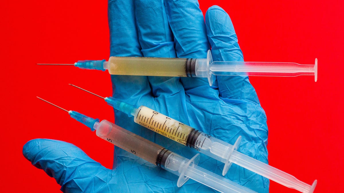 030-vaccine-race-2021-johnson-johnson-rollout-single-injection-emergency-approval