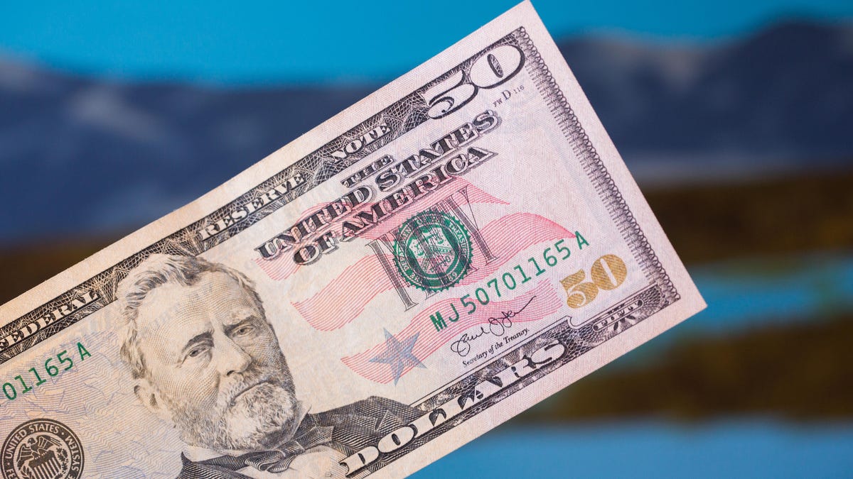 money-bills-dollars-recession-stimulus-cash-4402