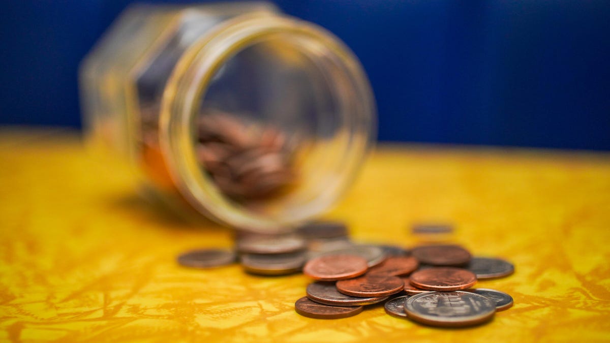 cash funds running out of money change dollars wallet empty