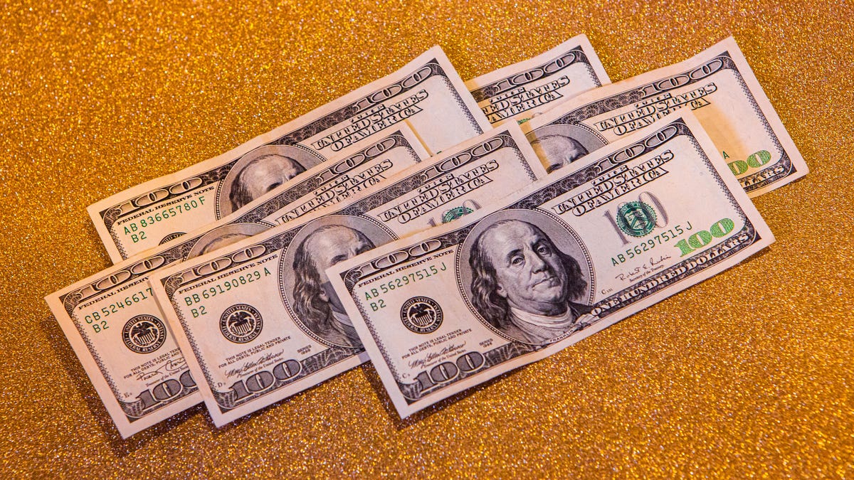 48-2021-cash-money-stimulus-bill-600-dollars-check-americans-congress-signed-law-direct-deposit-mail