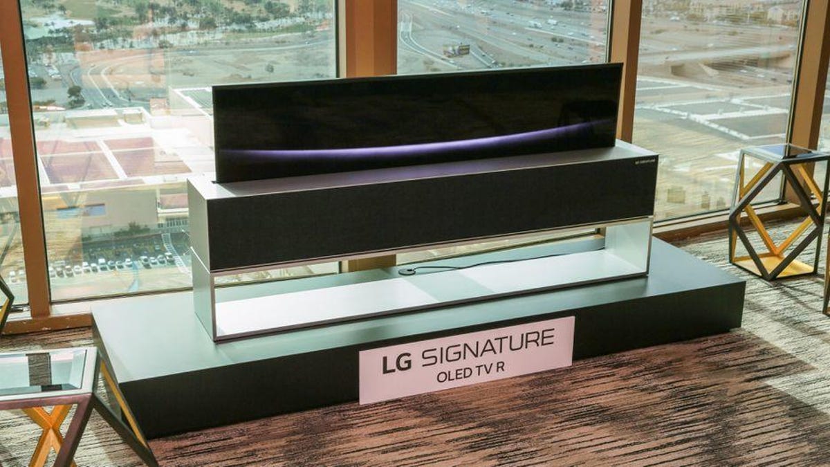 lg-rollable-oled-tv-44