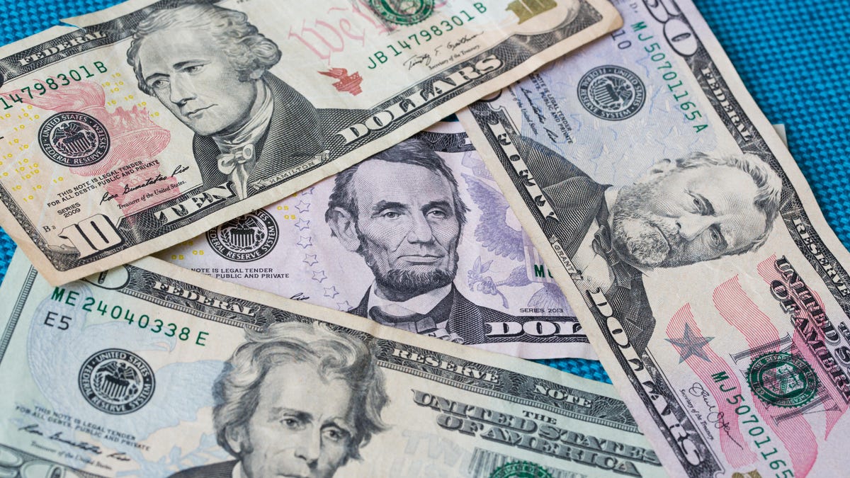 money-bills-dollars-recession-stimulus-cash-4346