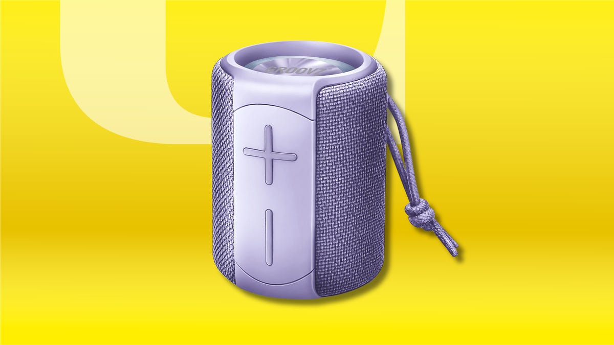 The Groovz Link portable Bluetooth speaker is displayed against a yellow background.