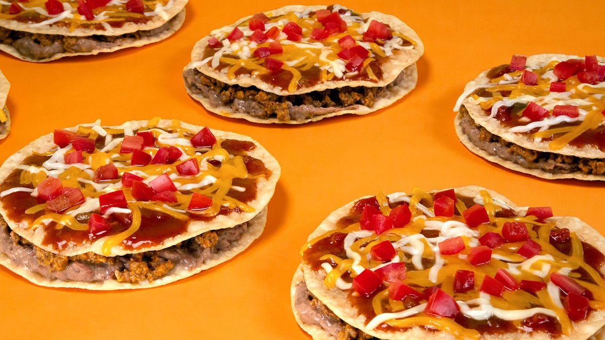 Taco Bell Mexican Pizza
