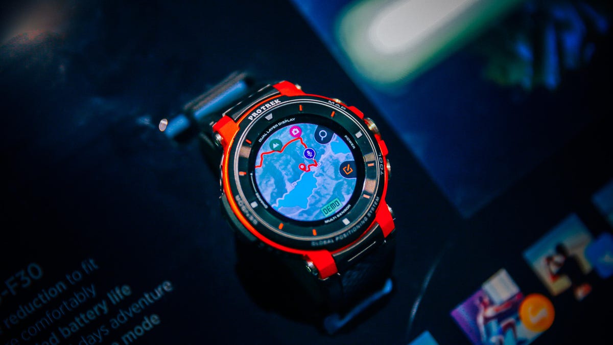 casio-wsdf30-smartwatch-ifa-2018-product-photo-1