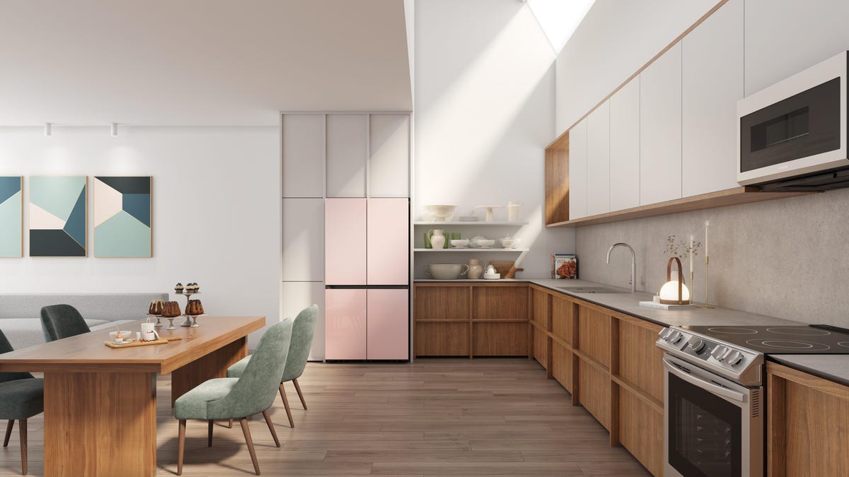 embargo-jan-5-9am-et-4-door-flex-bespoke-lifestyle-image-3