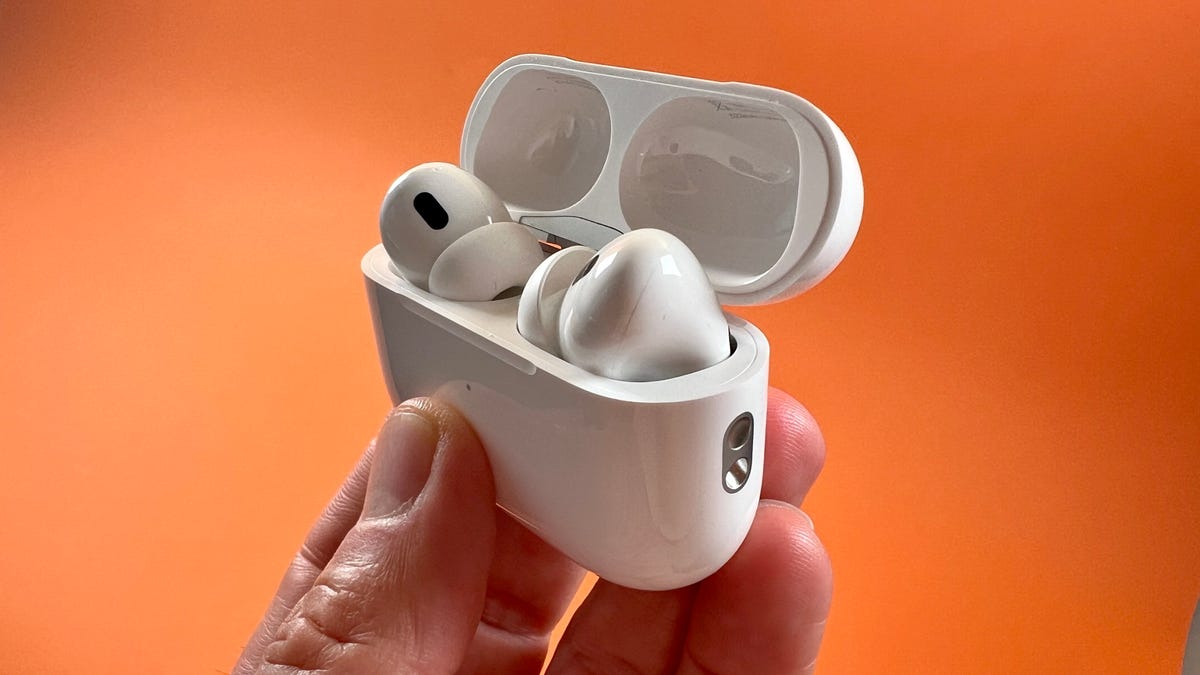 apple-airpods-adaptive-audio