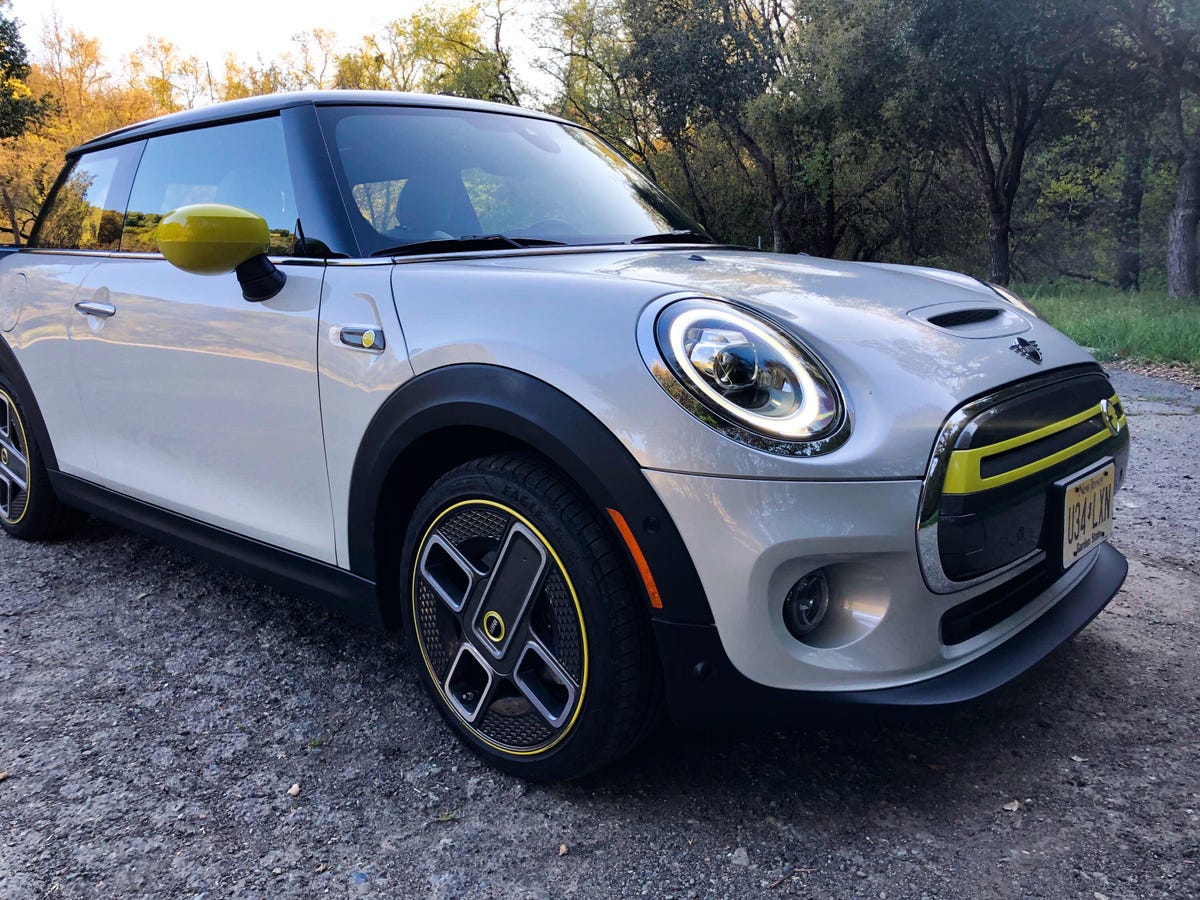 2020 Mini SE