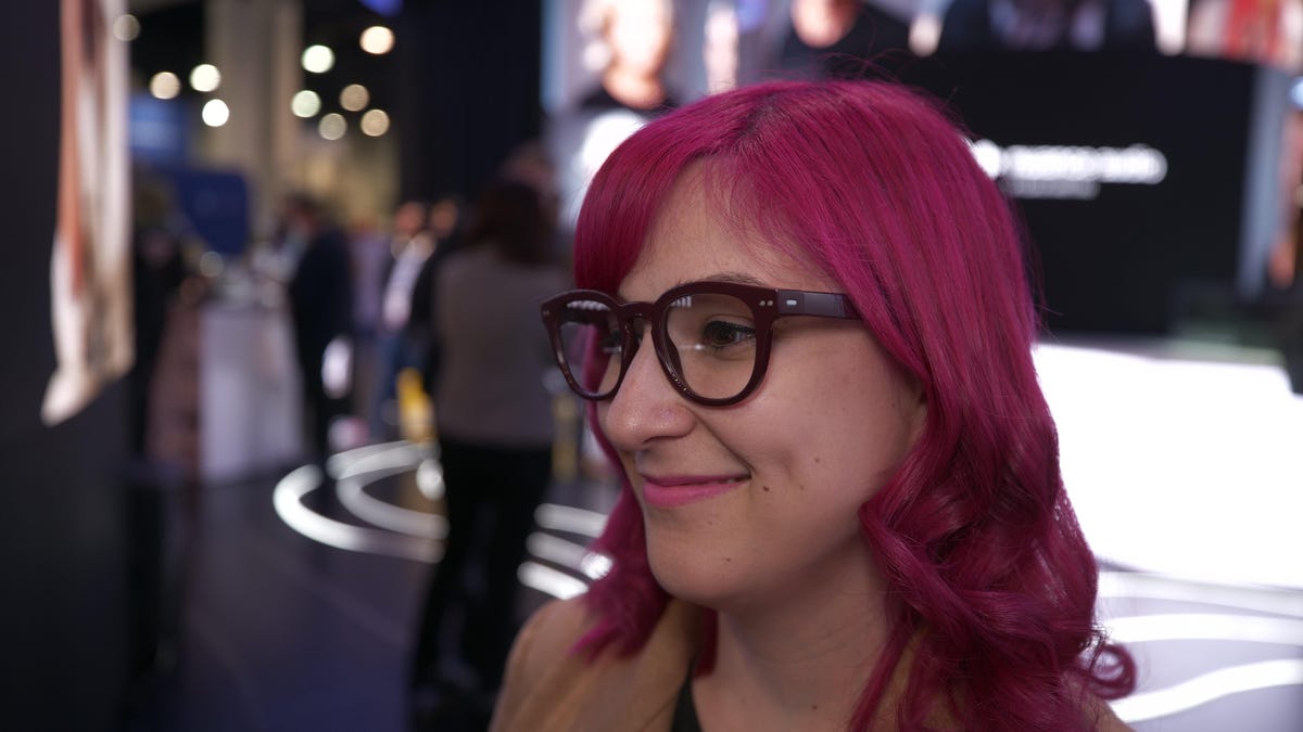 CNET's Lisa Eadicicco wearing the Nuance Audio