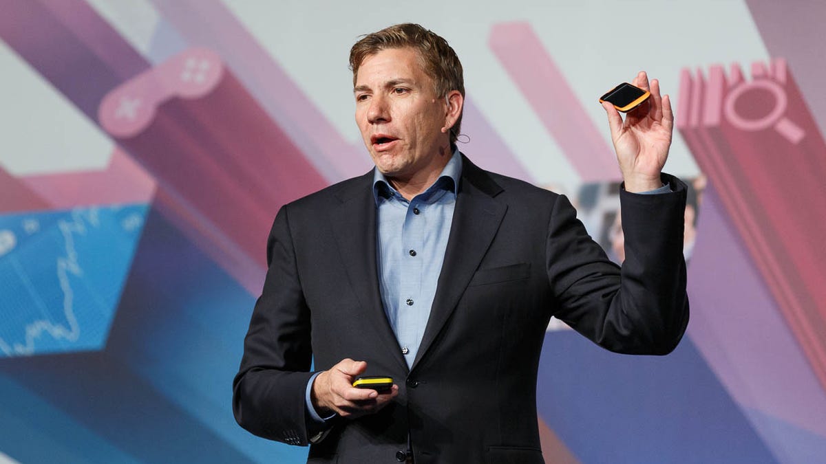 Mozilla CEO Gary Kovacs speaking at Mobile World Congress 2013