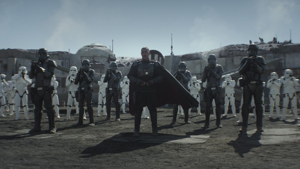 moff-gideon-and-troops