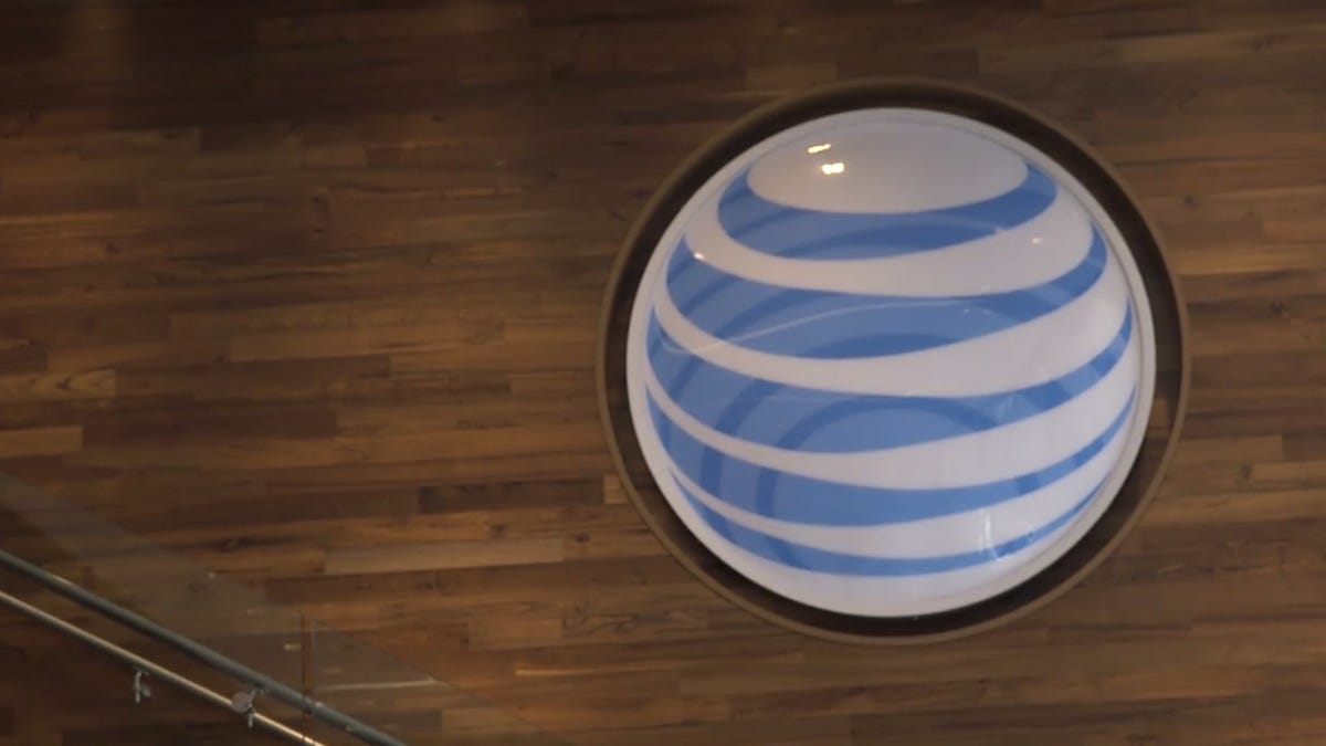 att-logo-wall.png