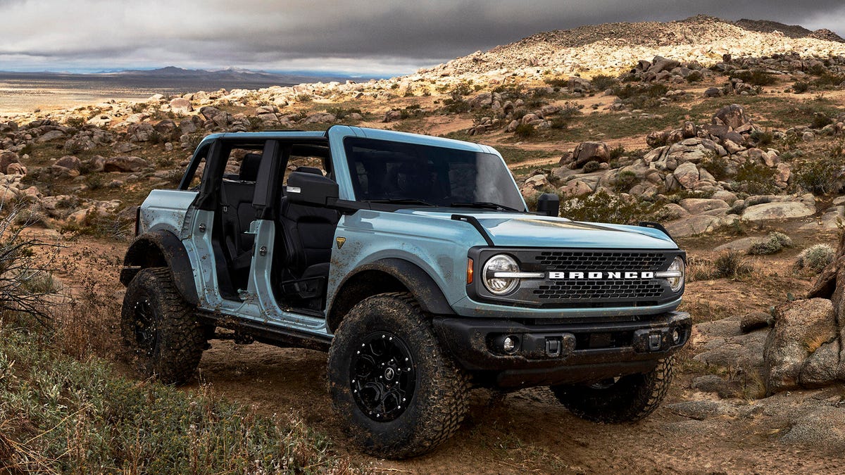 2021 Ford Bronco 4-Door - doors off
