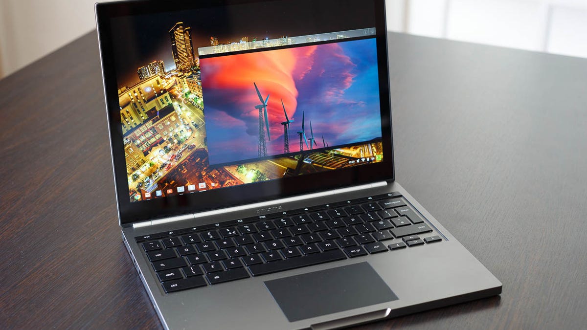 Google's Chromebook Pixel has a high-resolution display that shows crisp text and graphics and good color.