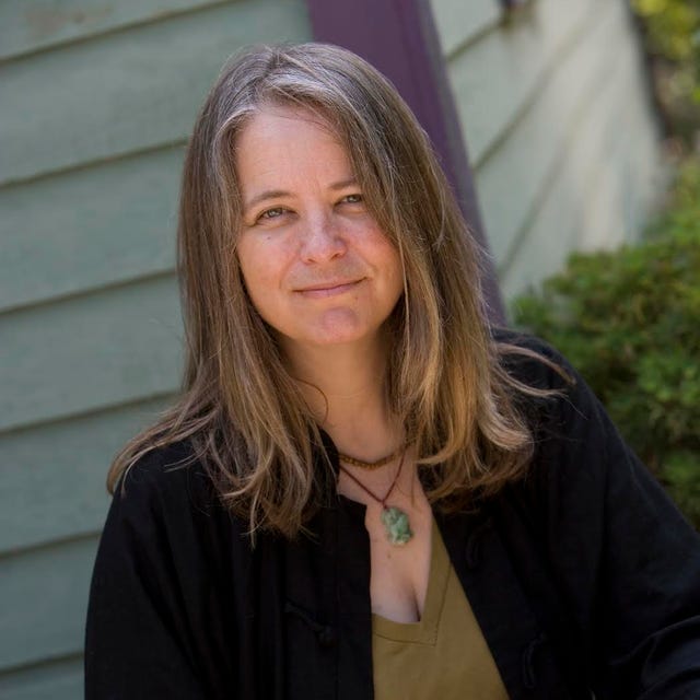 Headshot of Lisa Brackmann