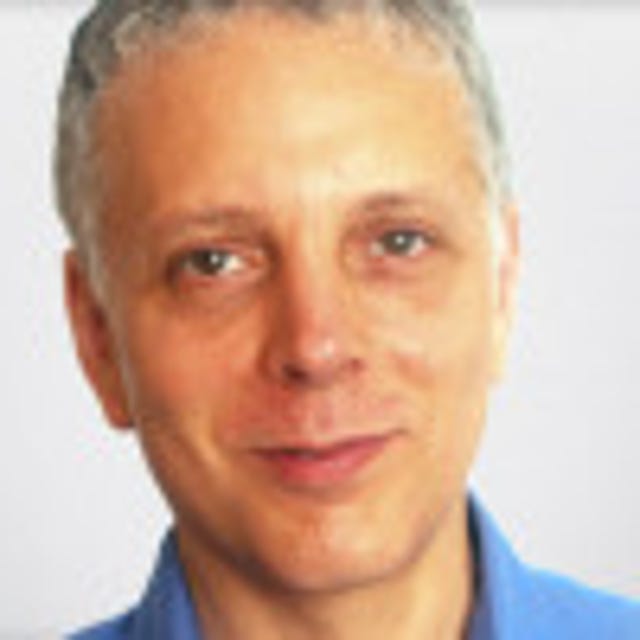 Headshot of Eric Smalley